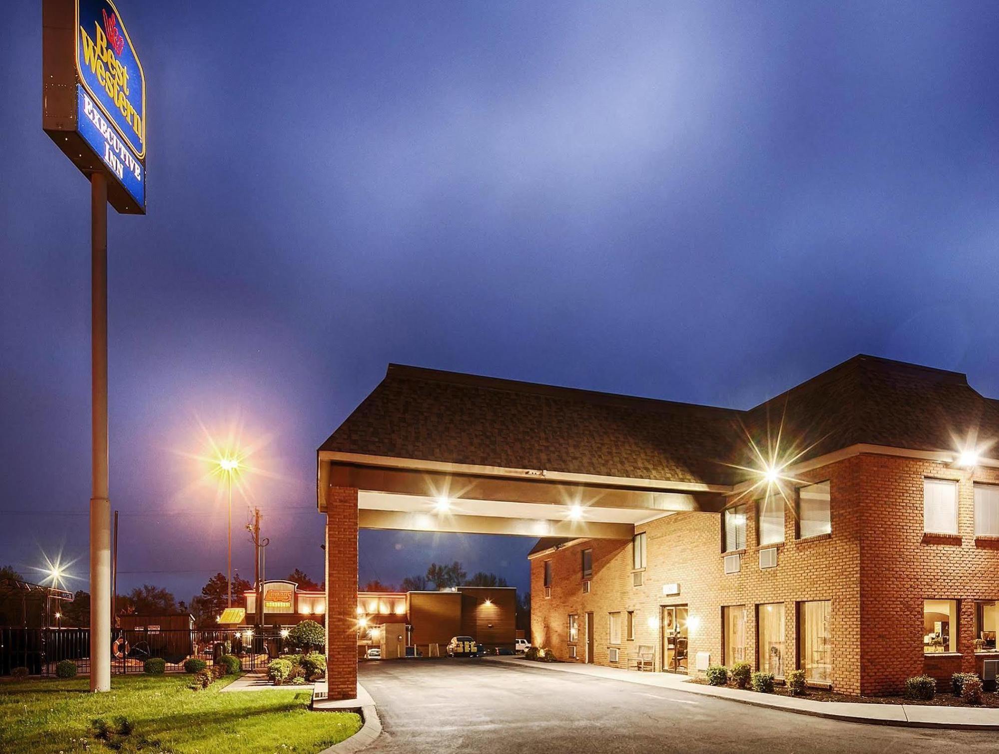 Best Western Dickson Bagian luar foto